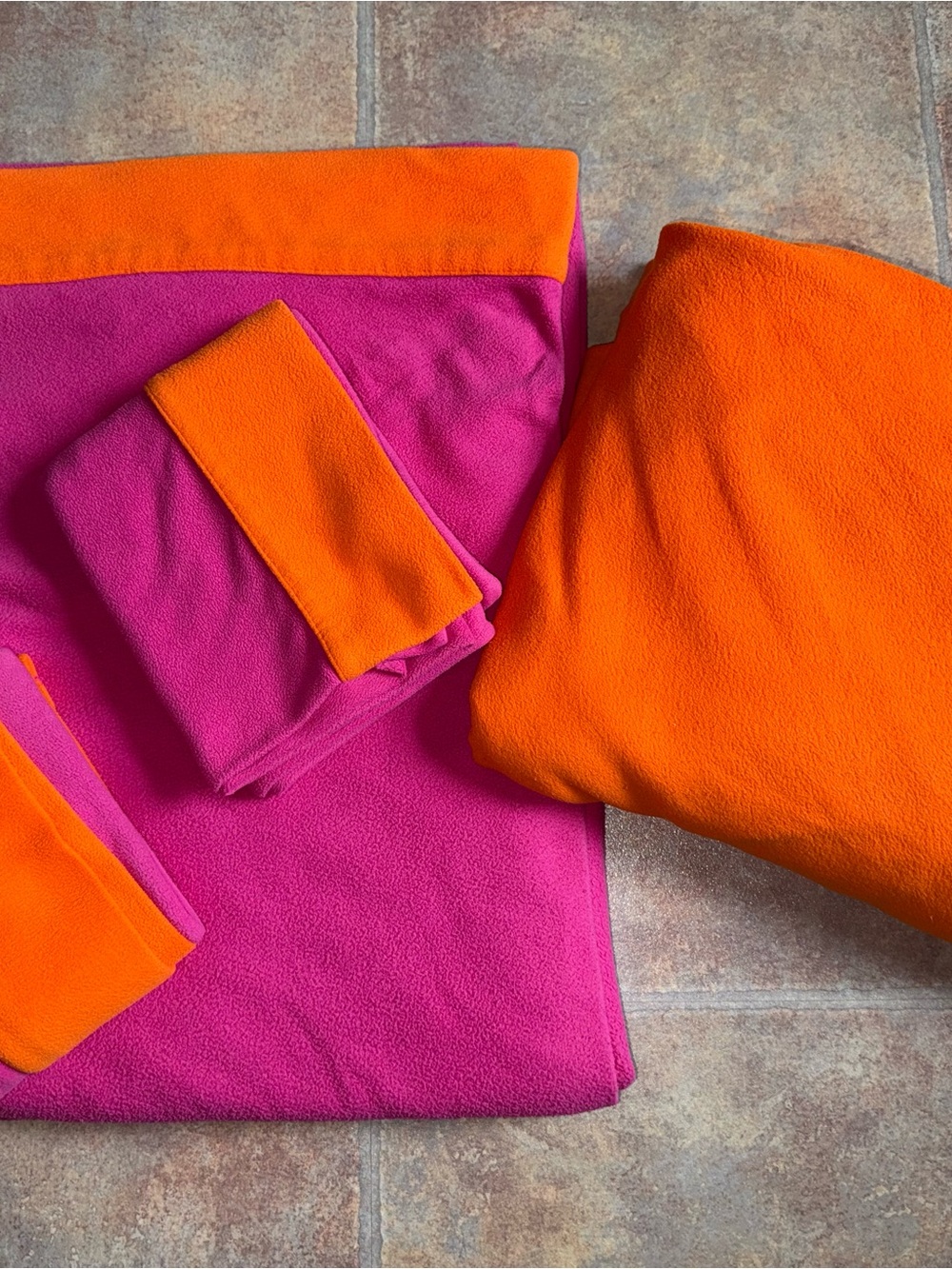 Sunbeam Pink and Orange Fleece Bedding Set